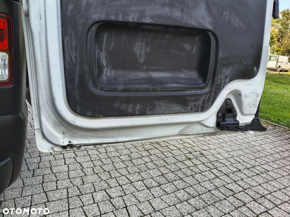 Renault TRAFIC PO LIFTINGU 2.0 DCI (120KM) 6-BIEGÓW (L2H1) LONG KLIMA STAN IDEALNY BEZWYPADKOWY NIE MA RDZY SERWIS KM DO KOŃCA ! ! ! - 34