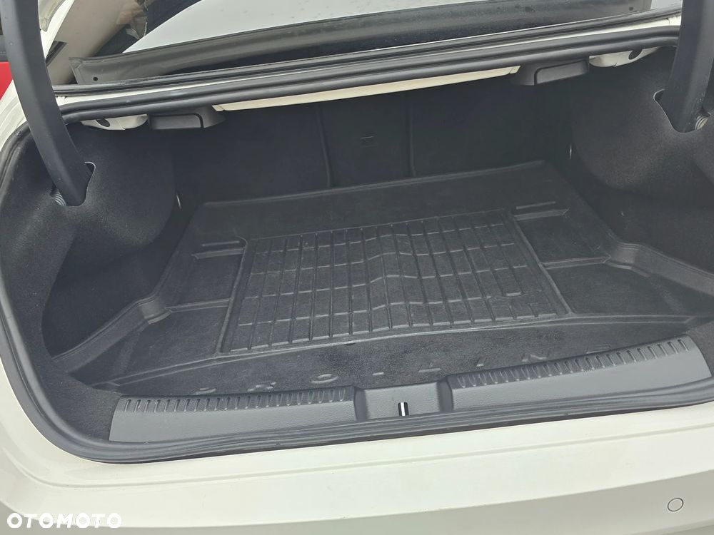 Mercedes-Benz CLA - 11