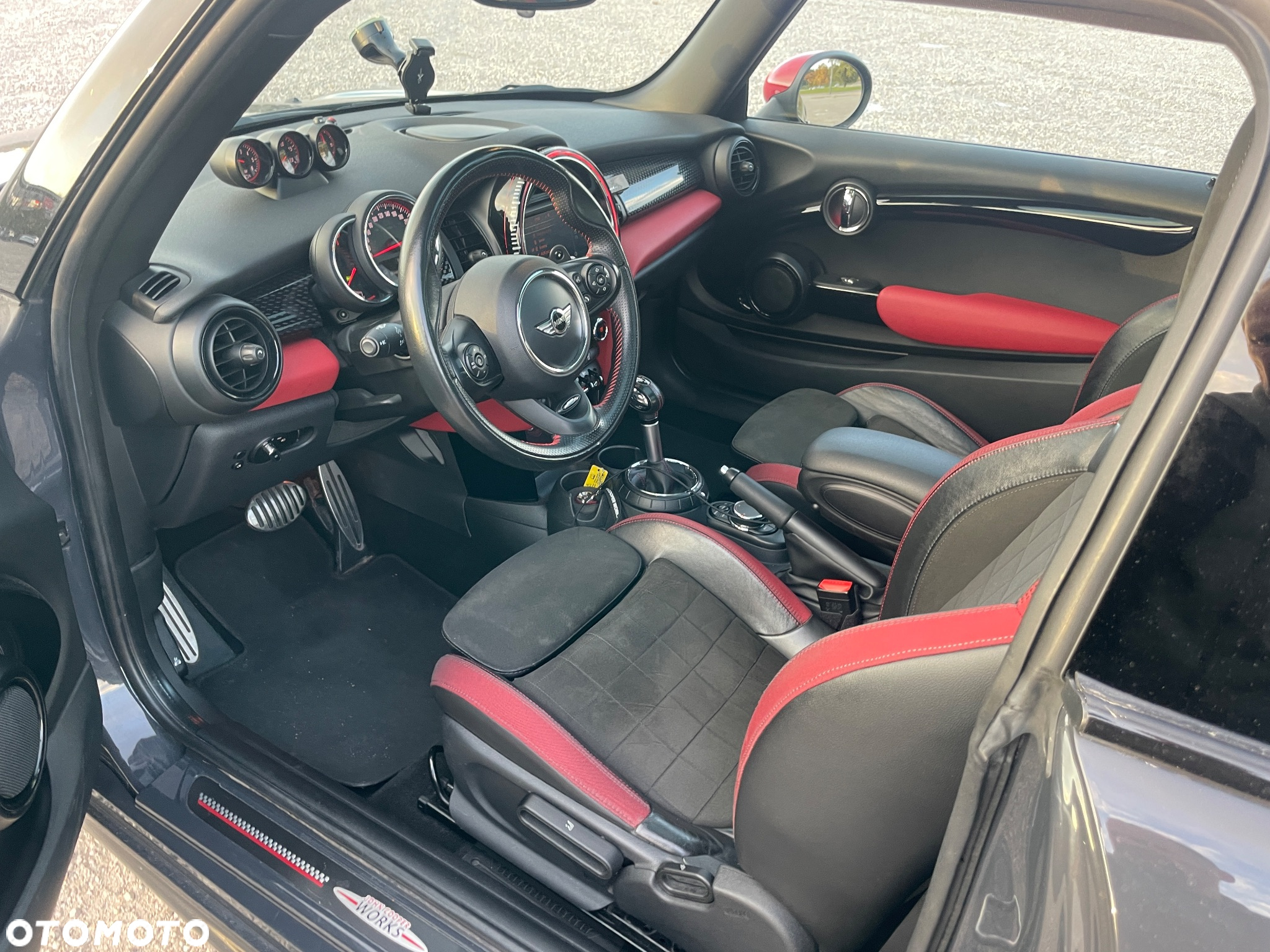 MINI John Cooper Works - 13