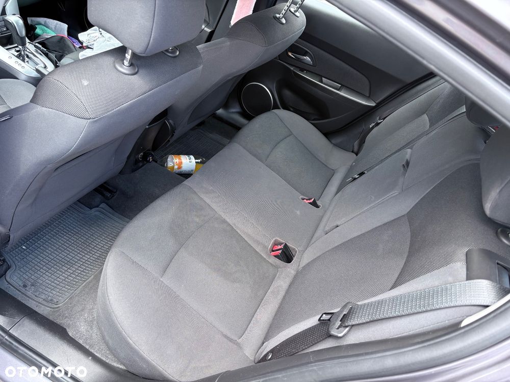 Chevrolet Cruze 1.8 LTZ+ - 24