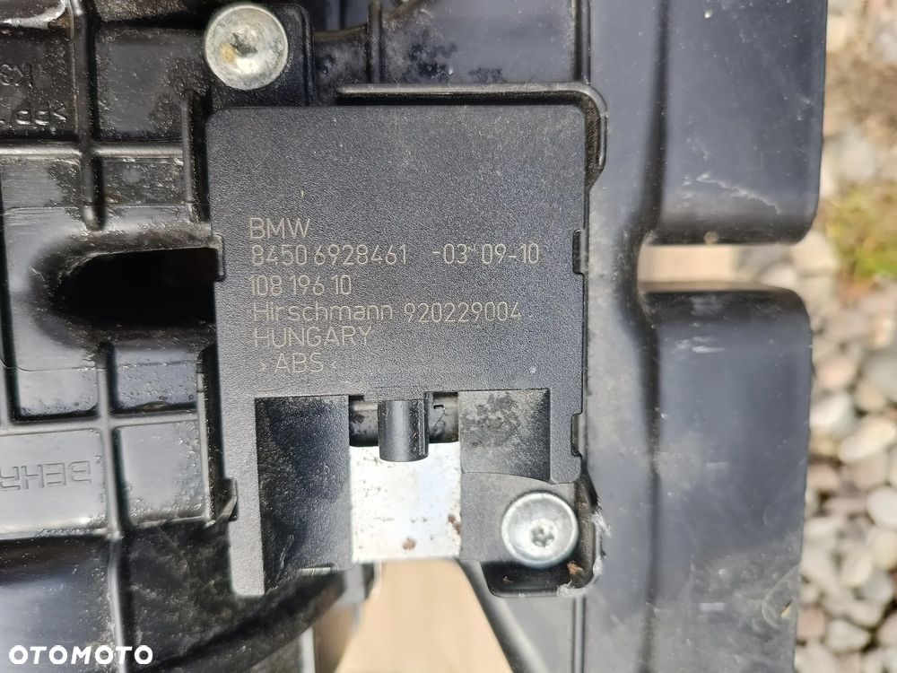 BMW X5 WZMACNIACZ ANTENY 915879604 10819610 - 1