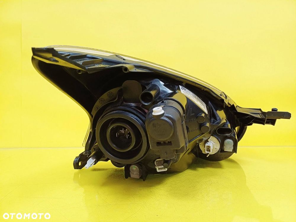 REFLEKTOR LAMPA LEWY PRZÓD TOYOTA AYGO I 89032404 / 81150-0H010 NR46 - 7