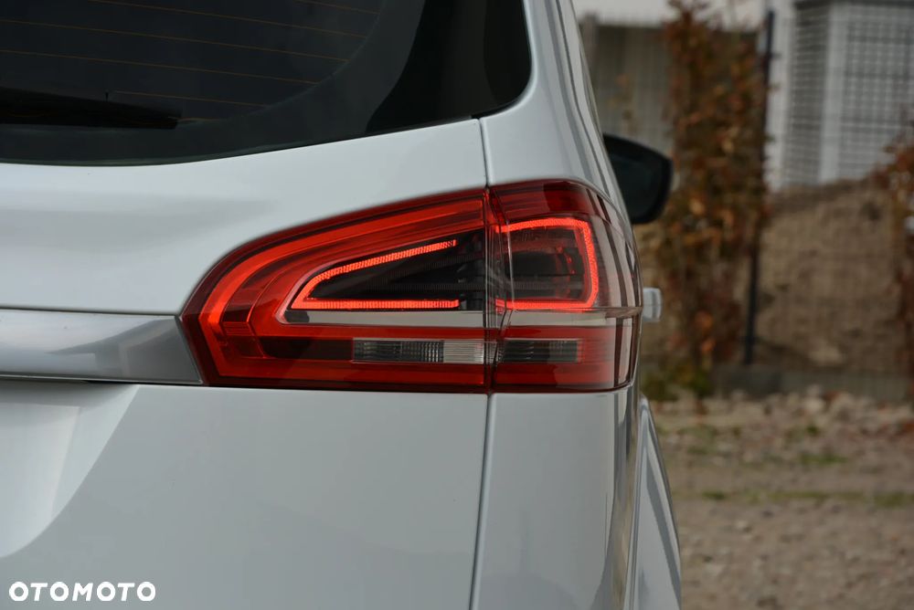 Ford S-Max 2.0 TDCi DPF Titanium X - 38