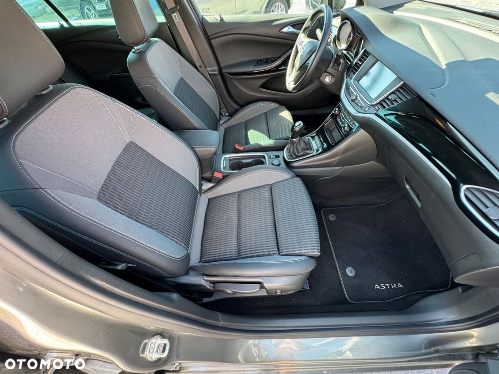 Opel Astra 1.2 Turbo Business Elegance - 23