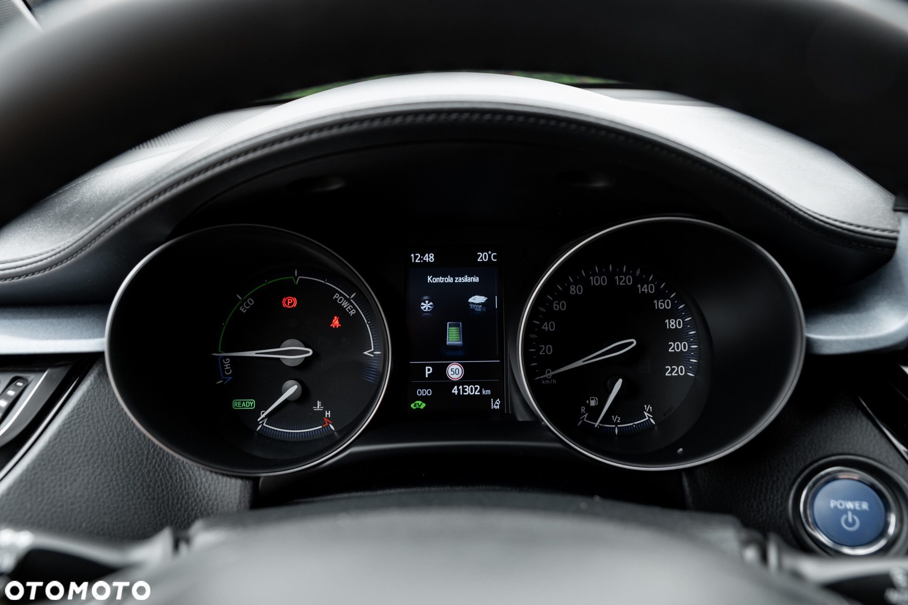 Toyota C-HR 1.8 Hybrid Team Deutschland - 28