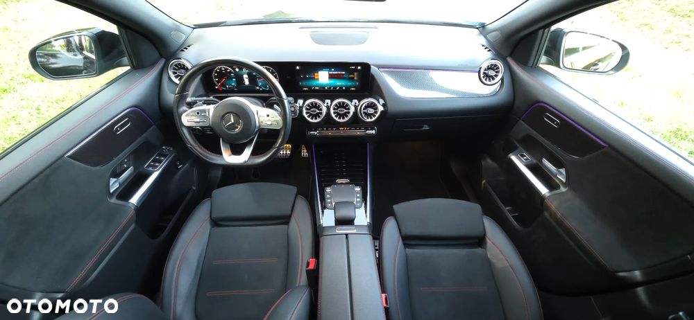 Mercedes-Benz GLA 180 AMG Line - 15