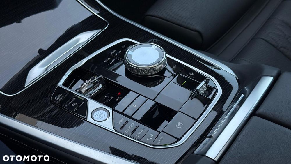 BMW X5 xDrive40i mHEV sport - 16