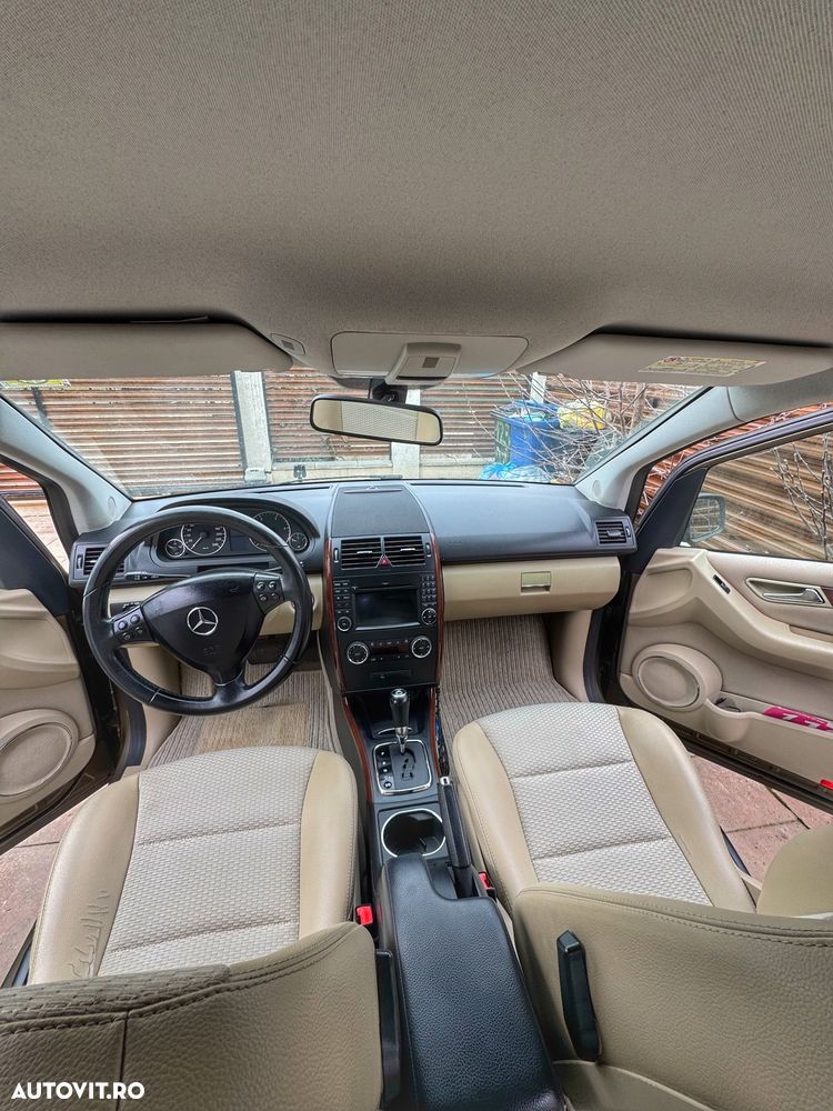 Mercedes-Benz A 200 - 8
