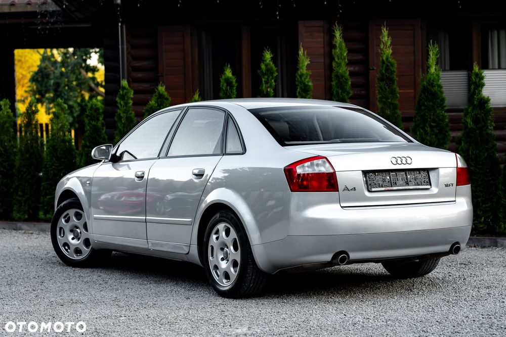 Audi A4 Limousine 1.8 T - 9
