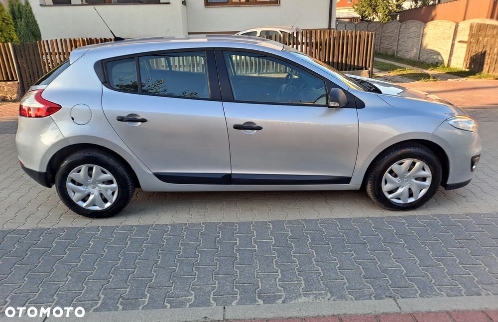 Renault Megane dCi 110 FAP Expression - 9