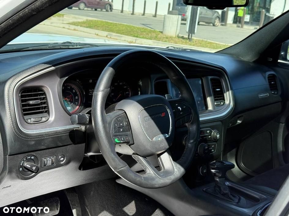Dodge Charger - 11