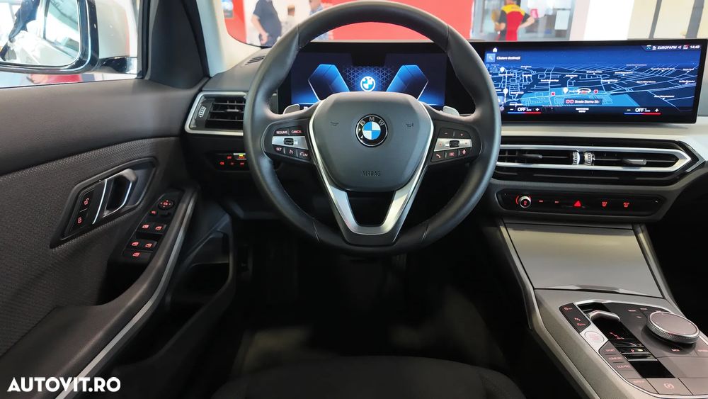 BMW Seria 3 318i Aut. Sport Line - 14