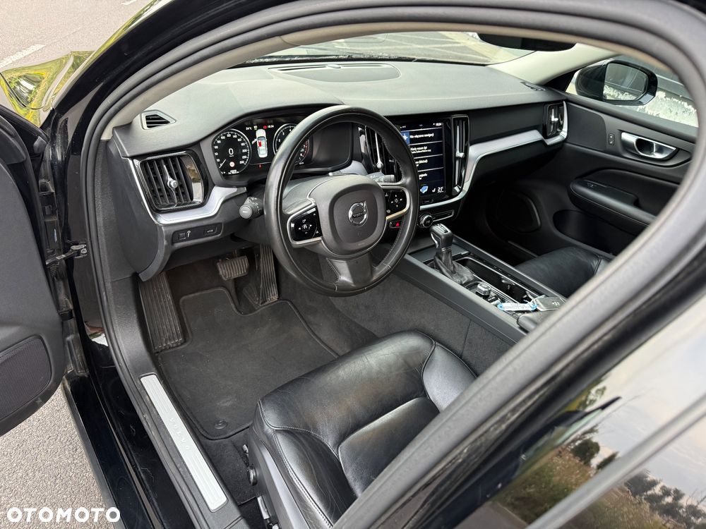Volvo S60 T5 Momentum Pro - 9