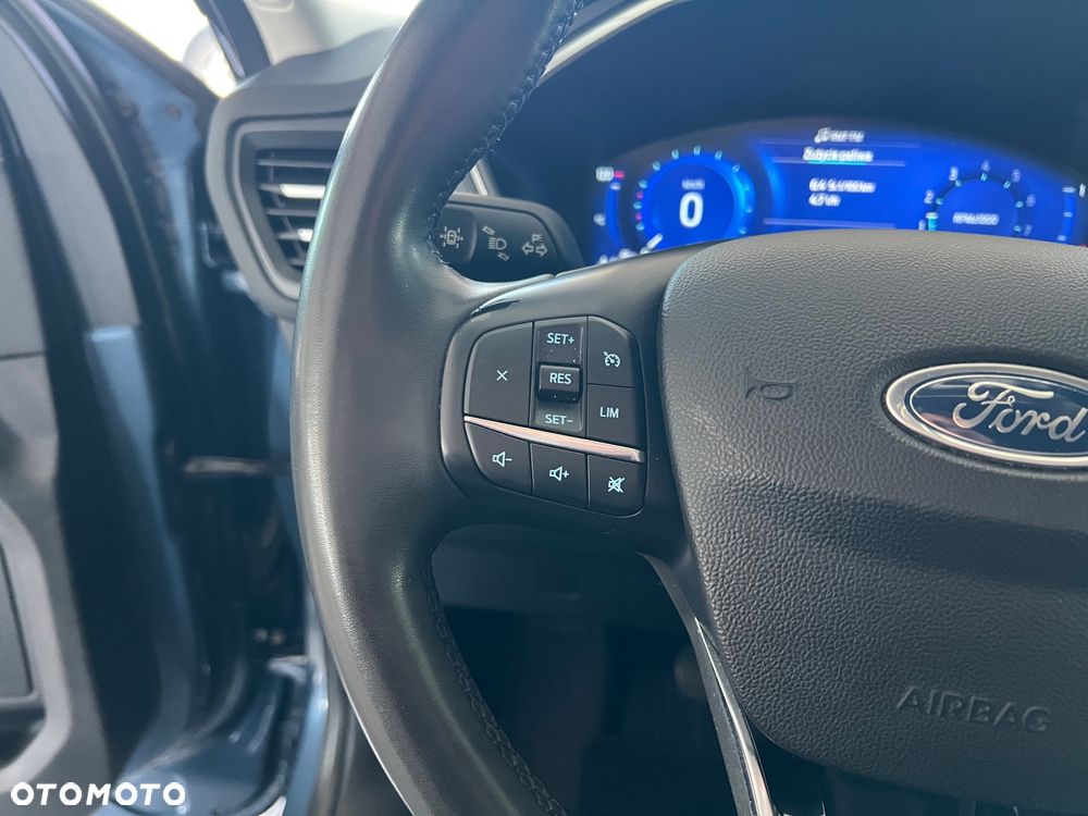 Ford Kuga 1.5 EcoBoost FWD Titanium - 24