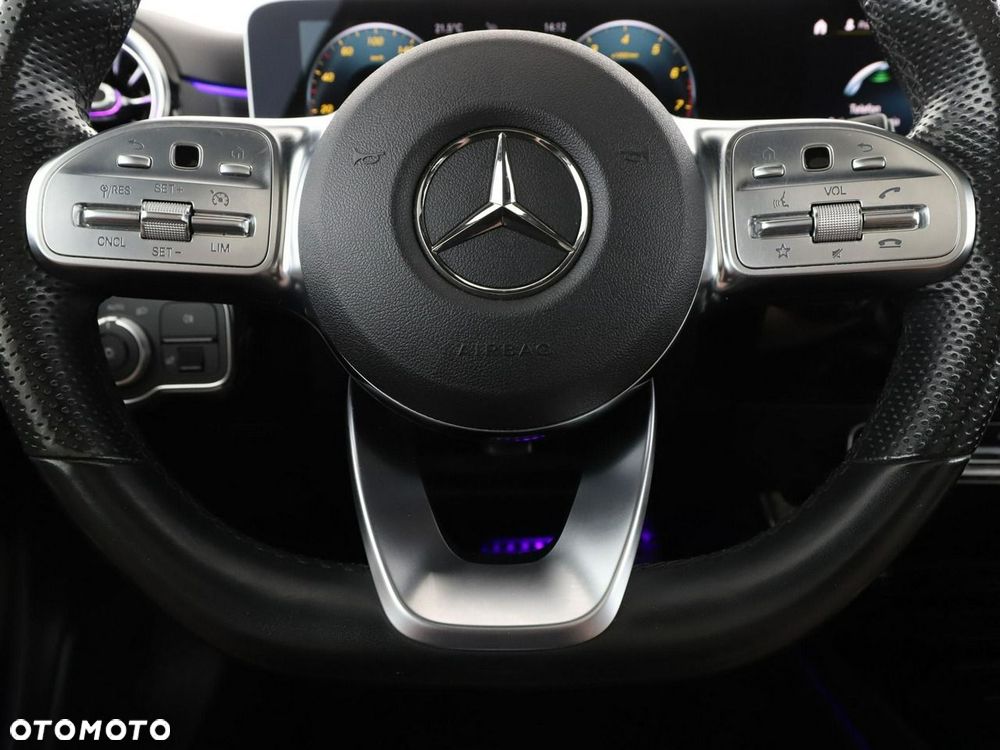 Mercedes-Benz Klasa A 250 7G-DCT - 22