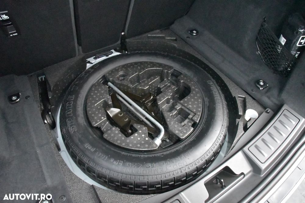 Land Rover Range Rover Evoque 2.0 D150 SE - 35