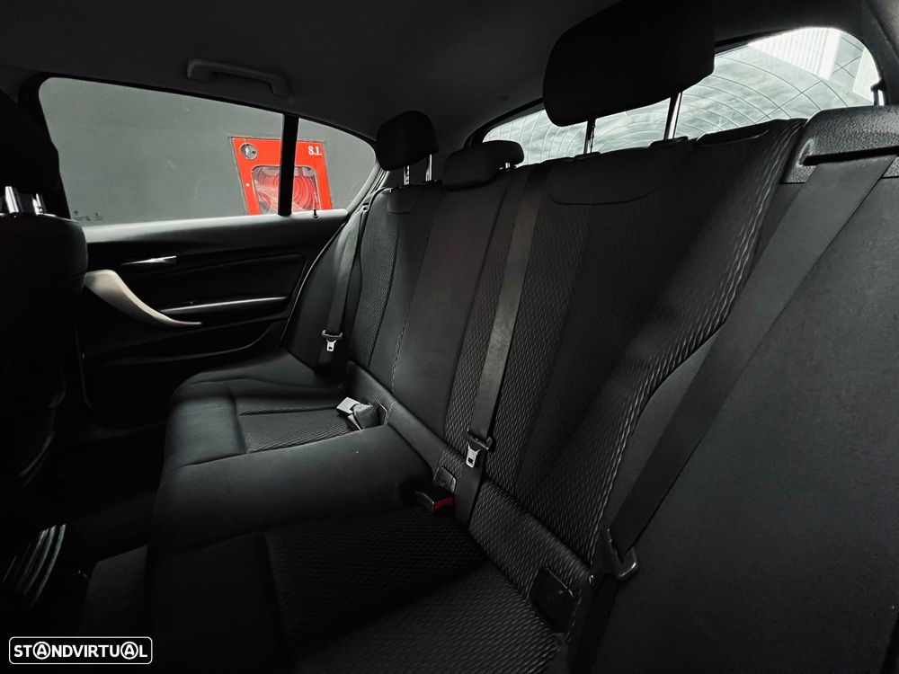 BMW 116 d EfficientDynamics - 14