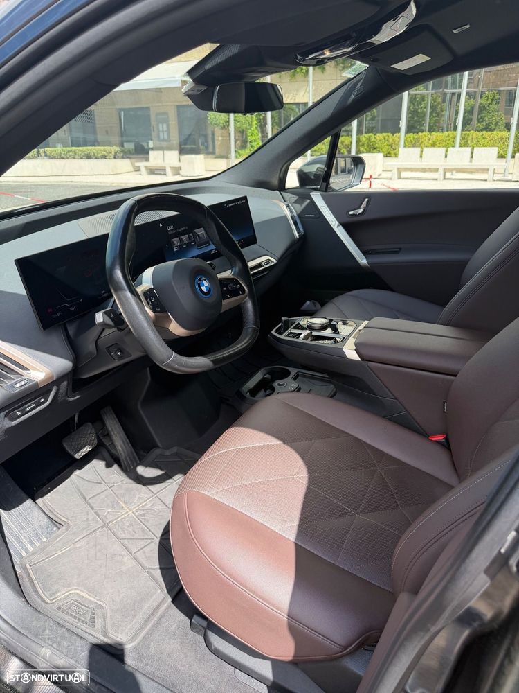 BMW iX xDrive 40 Pack Desportivo - 3