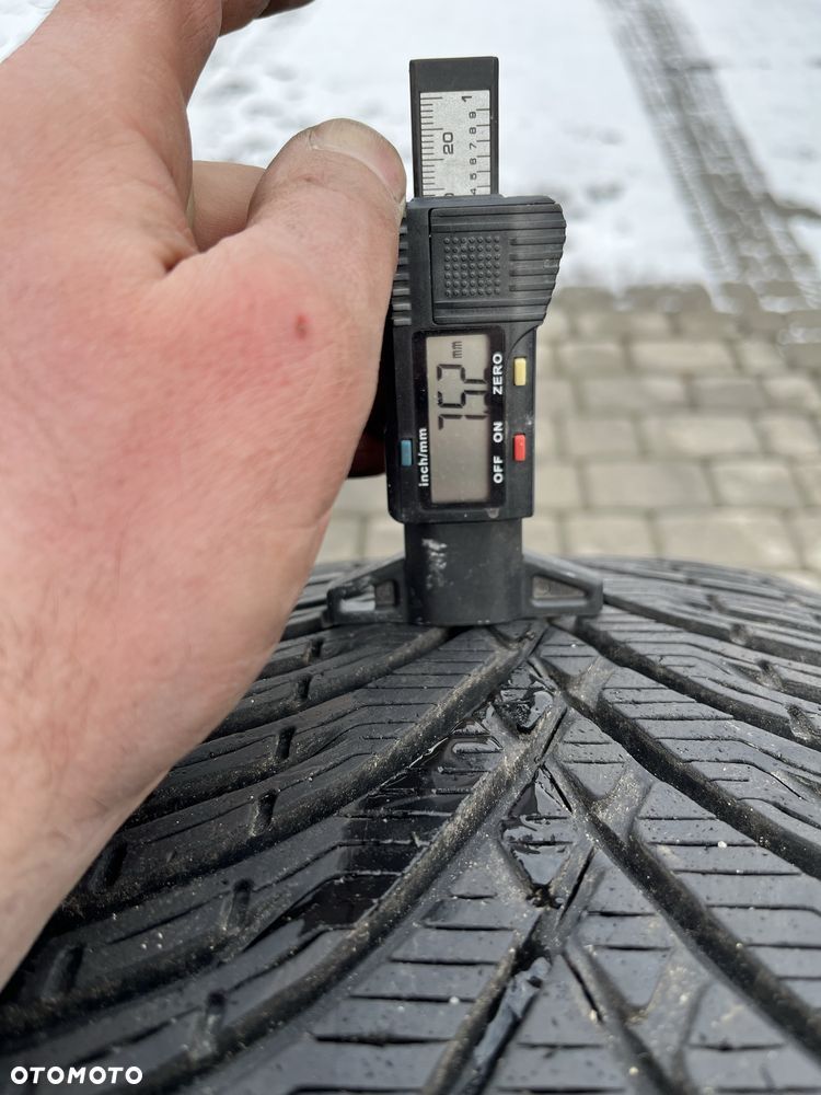 Opona zimowa 215/60/16 Kleber Kristalp HP3