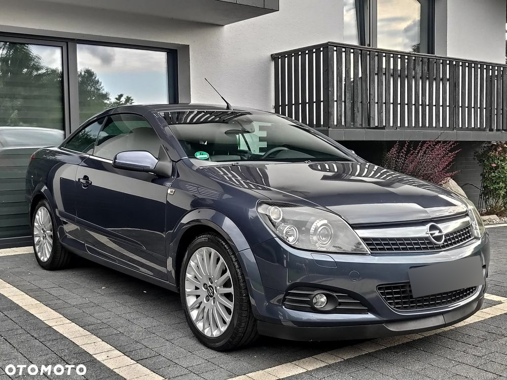 Opel Astra - 16