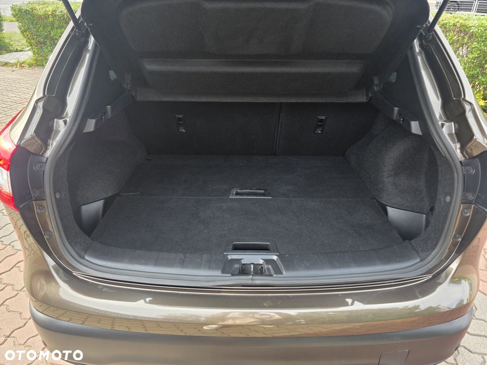 Nissan Qashqai 1.6 DIG-T Tekna - 27