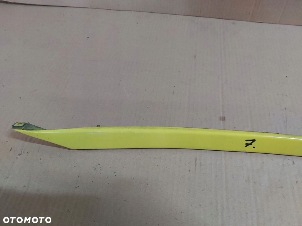 Toyota MR2 SW20 2,0 listwa błotnika tył PRAWA - 3