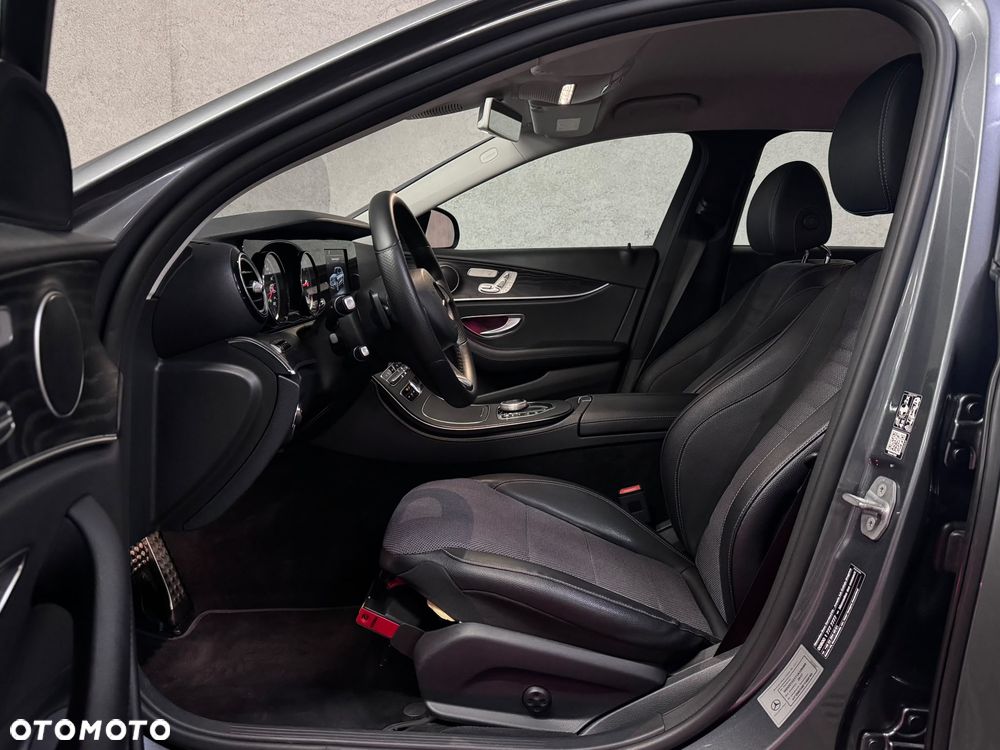 Mercedes-Benz Klasa E 220 d 4-Matic All-Terrain - 10