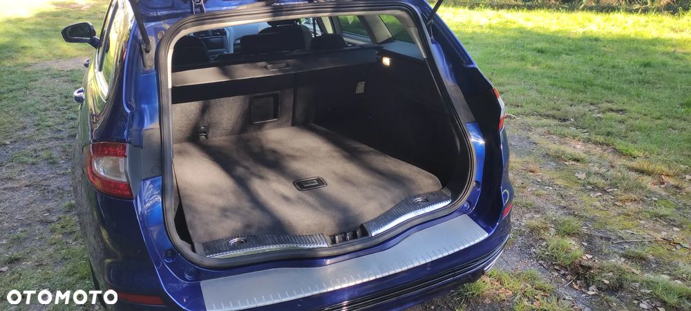 Ford Mondeo 2.0 TDCi Titanium PowerShift - 4
