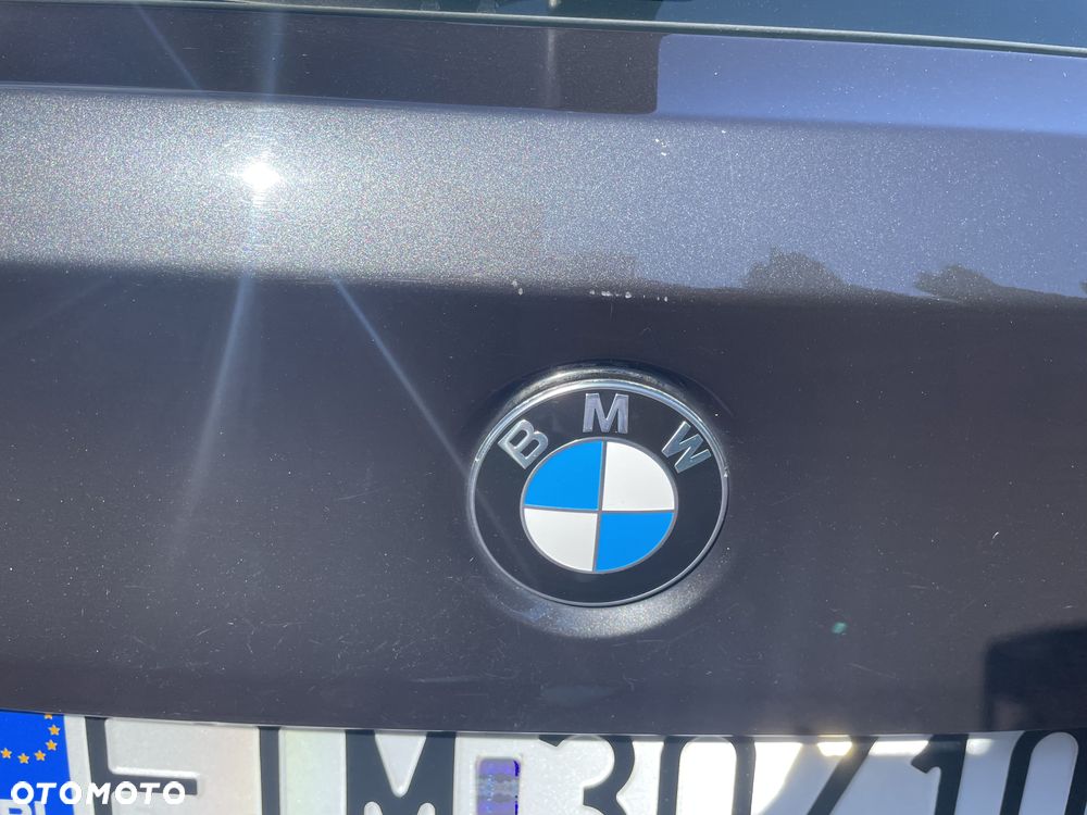 BMW Seria 5 528i xDrive - 11