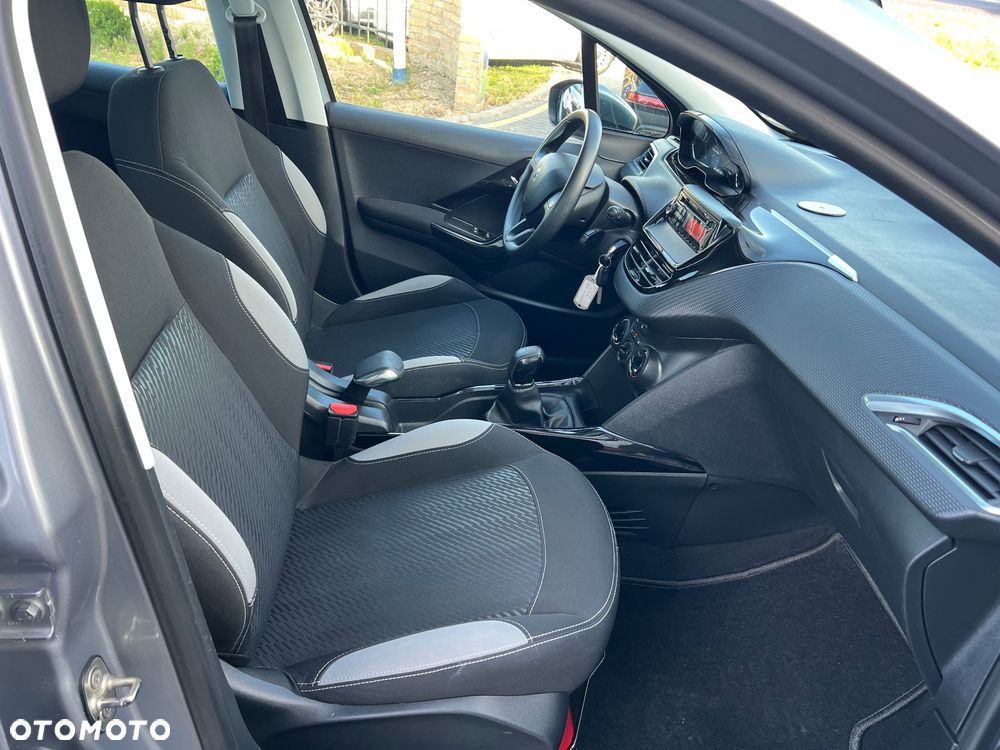 Peugeot 2008 1.2 VTi/Pure Tech Active - 24