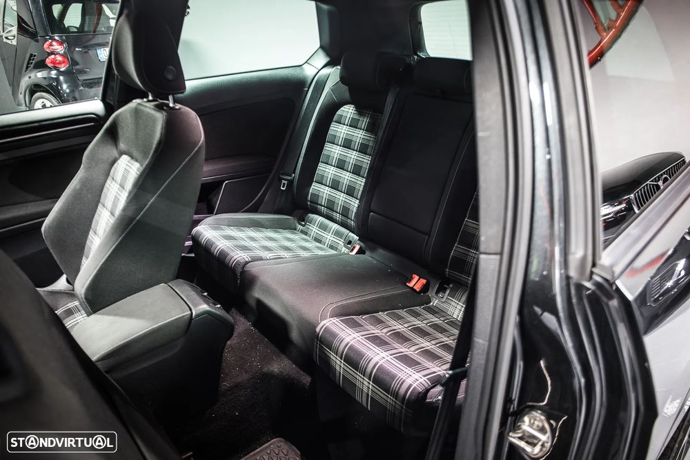 VW Golf GTD (BlueMotion ) DSG - 8