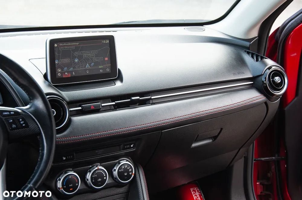 Mazda 2 SKYACTIV-D 105 Exclusive-Line - 34