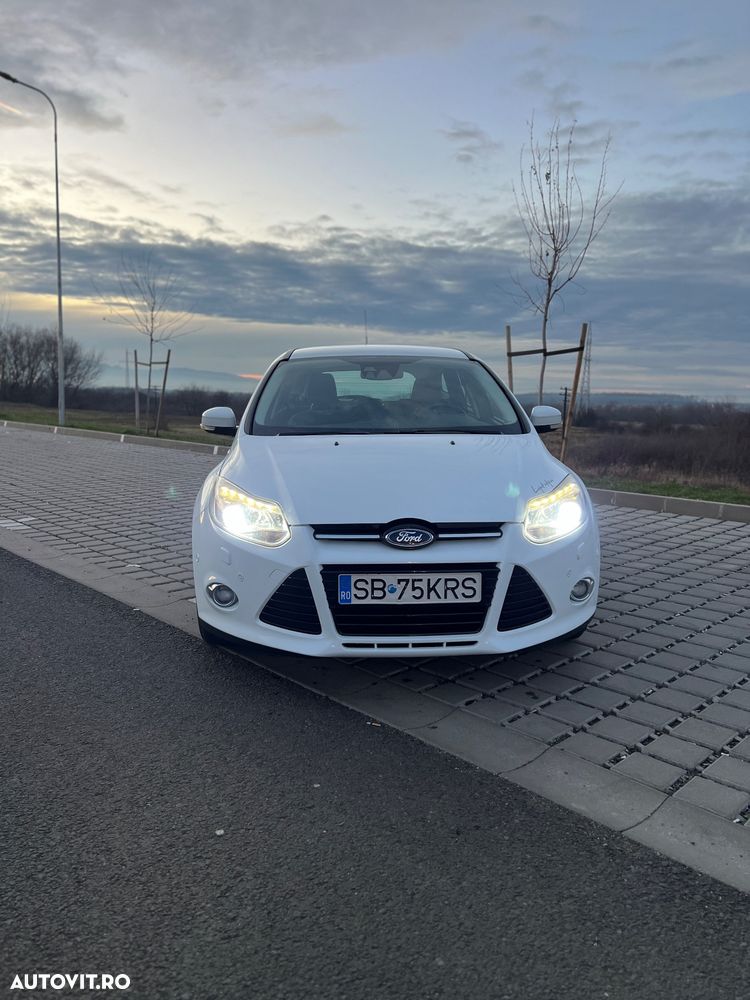 Ford Focus 2.0 TDCI DPF Powershift Titanium - 16