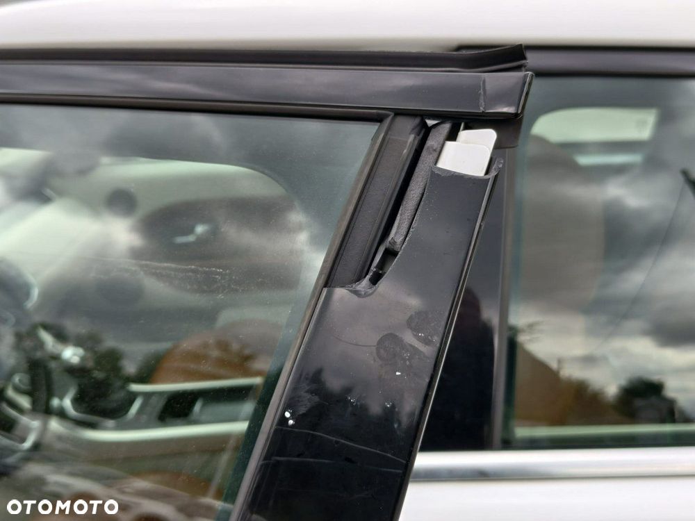 Land Rover Range Rover Evoque - 15