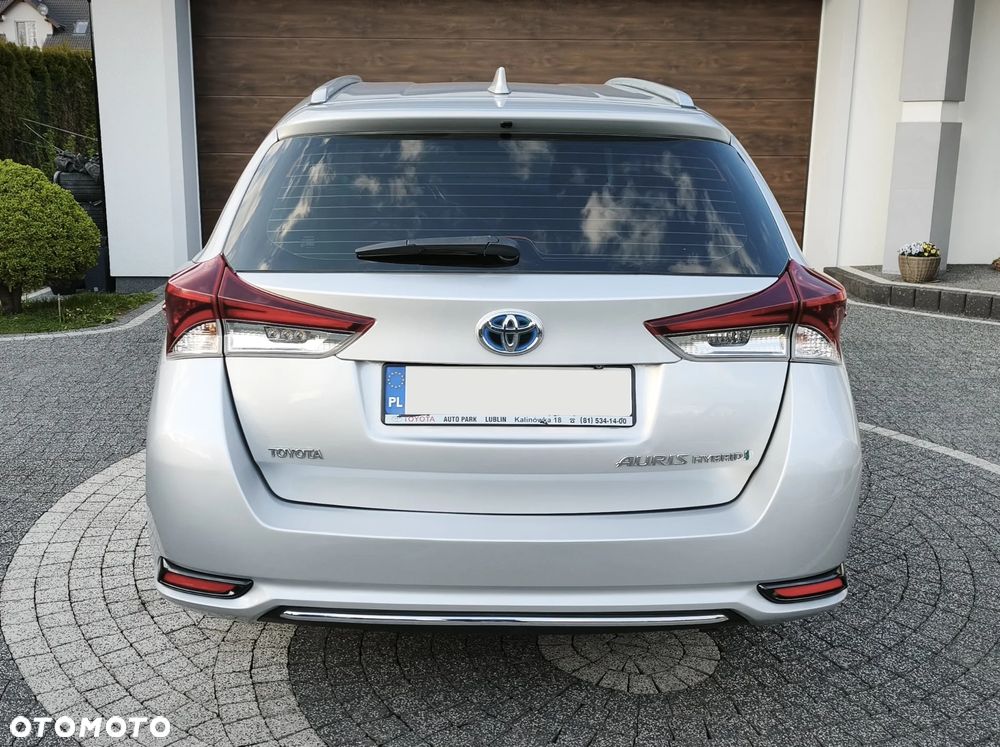 Toyota Auris 1.8 HSD Luna - 4