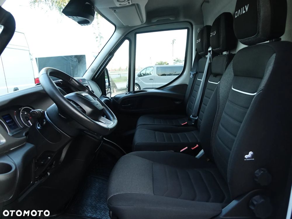 Iveco Daily 35C18 3.0 175KM NA BLIŹNIAKU Do Transportu Okien - 15
