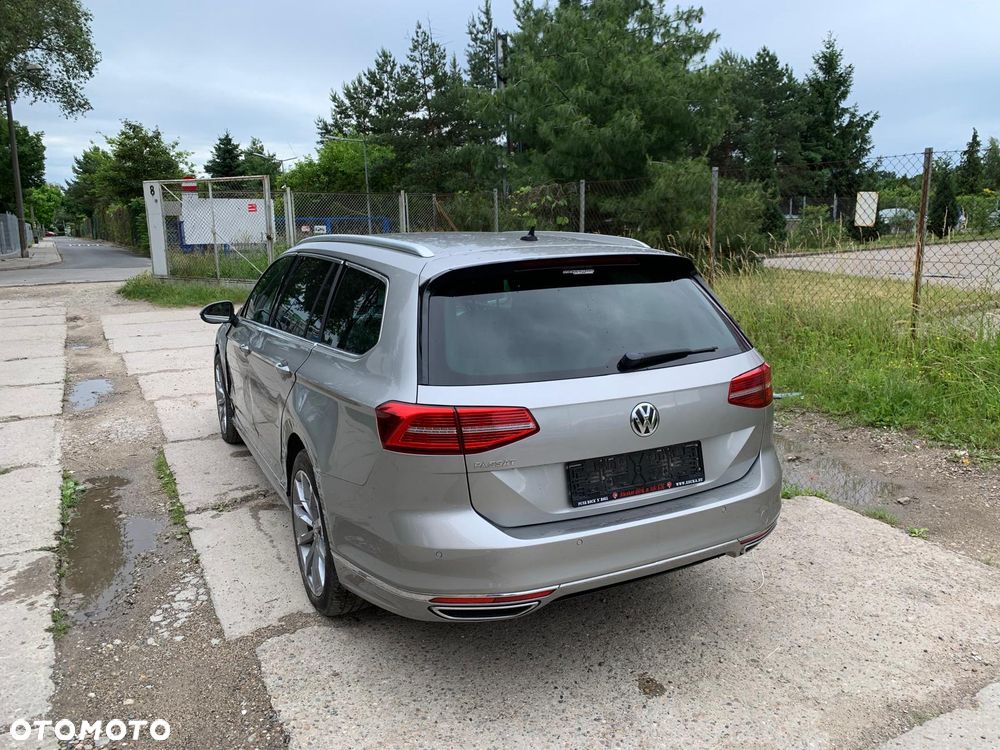 Volkswagen Passat 2.0 TDI Bi-Turbo BMT 4Mot Highline DSG - 4