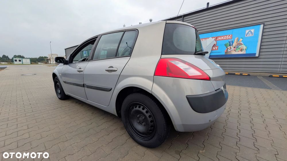 Renault Megane 1.5 dCi Expression - 5