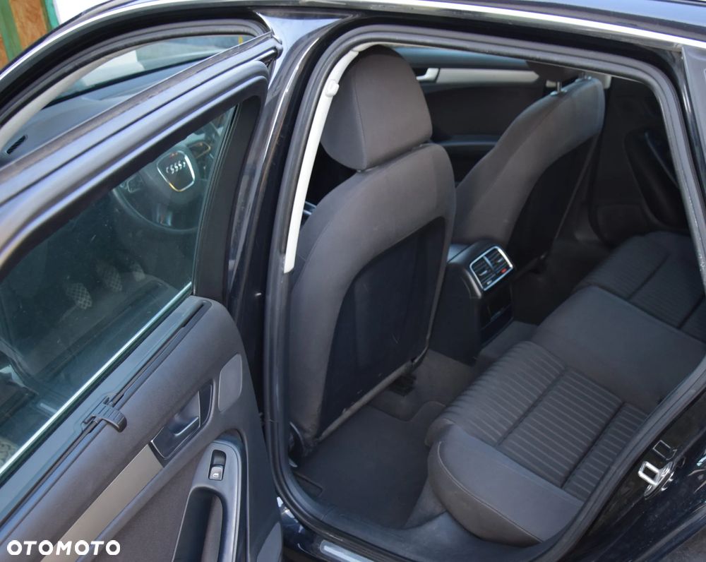 Audi A4 Avant 2.0 TDI - 20