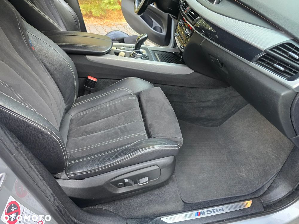 BMW X5 M M50d - 32