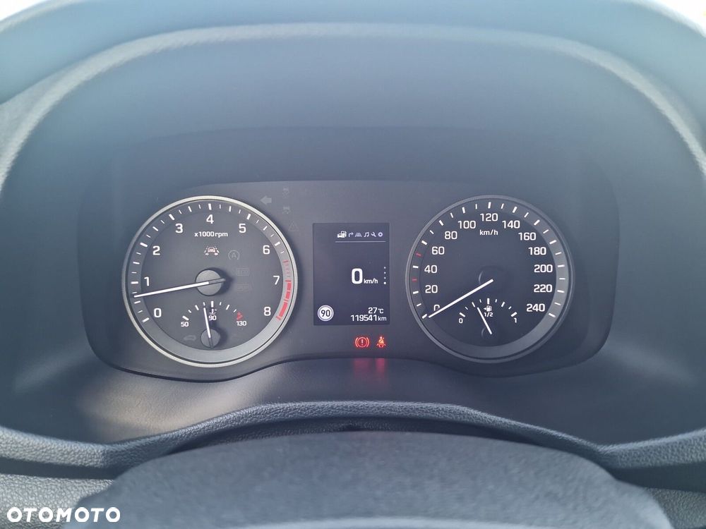 Hyundai Tucson - 16