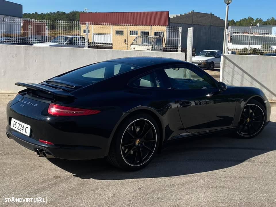 Porsche 911 Série F - 4