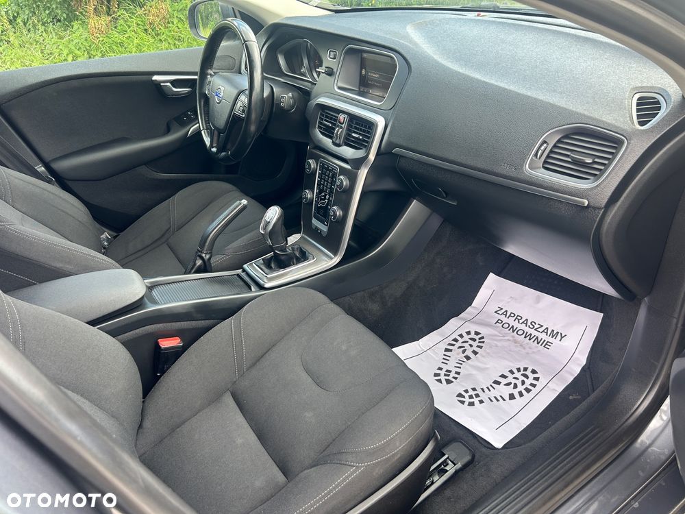 Volvo V40 D2 You - 10