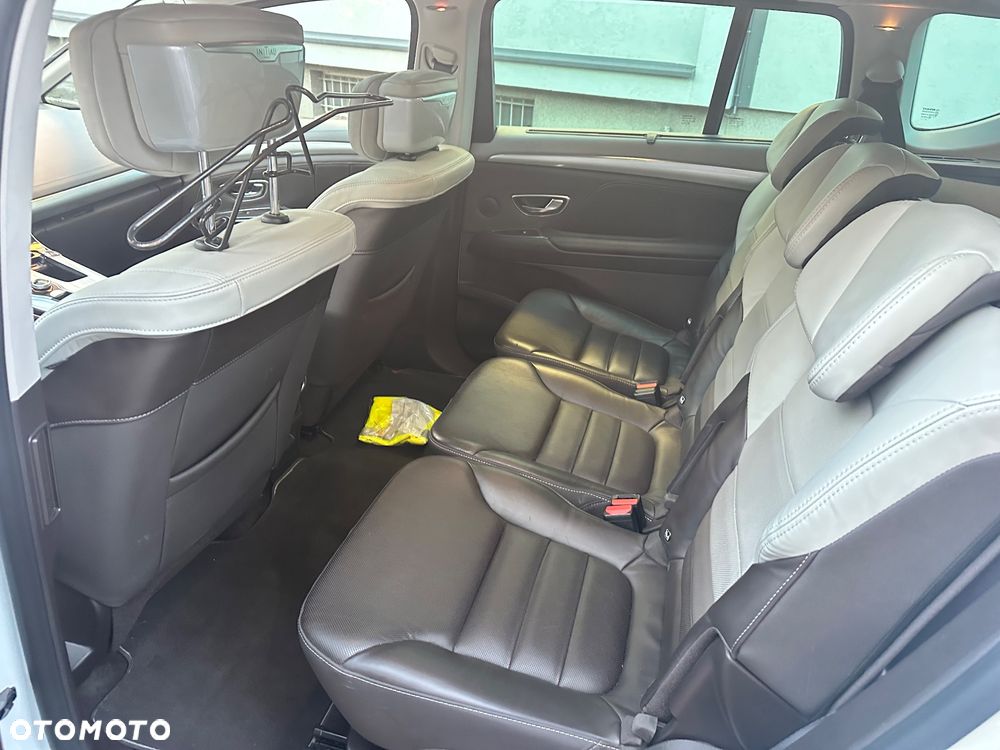 Renault Espace 1.6 dCi Energy Initiale Paris EDC - 8