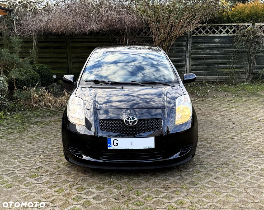 Toyota Yaris 1.3 Edition S - 28