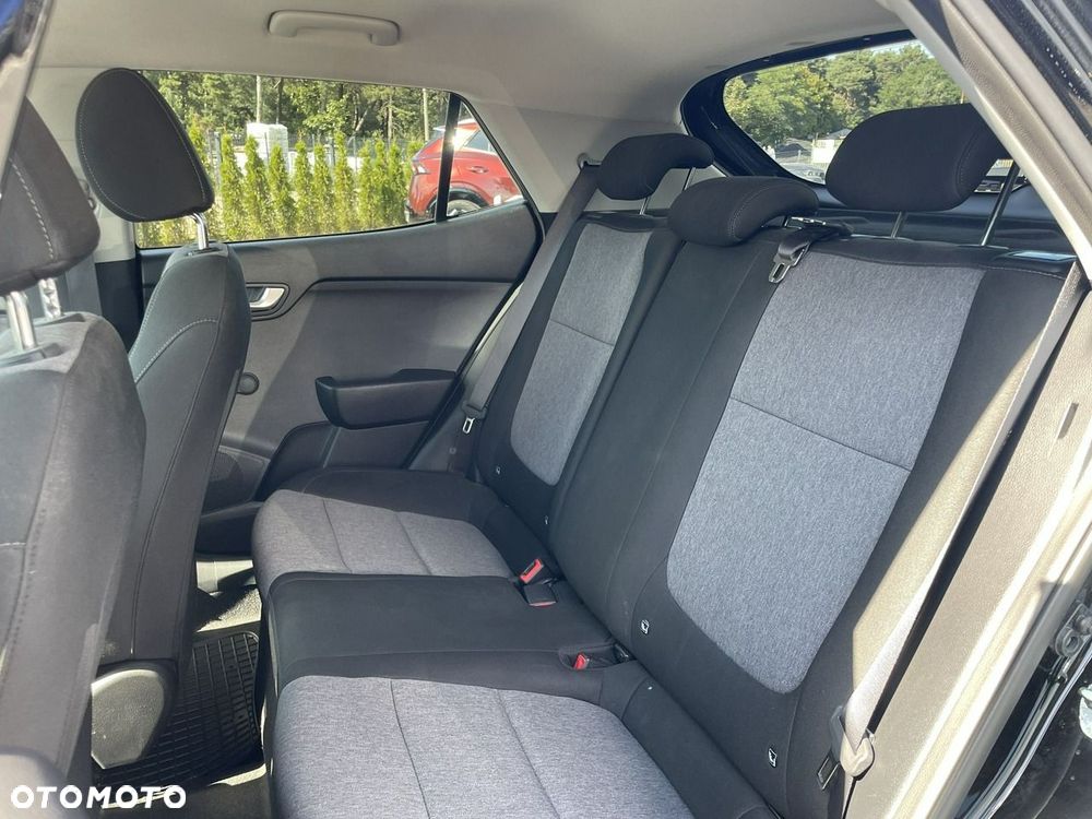 Kia Stonic - 16