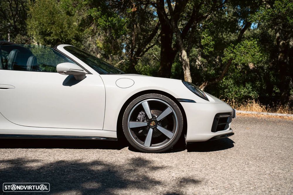 Porsche 911 (992) - 27