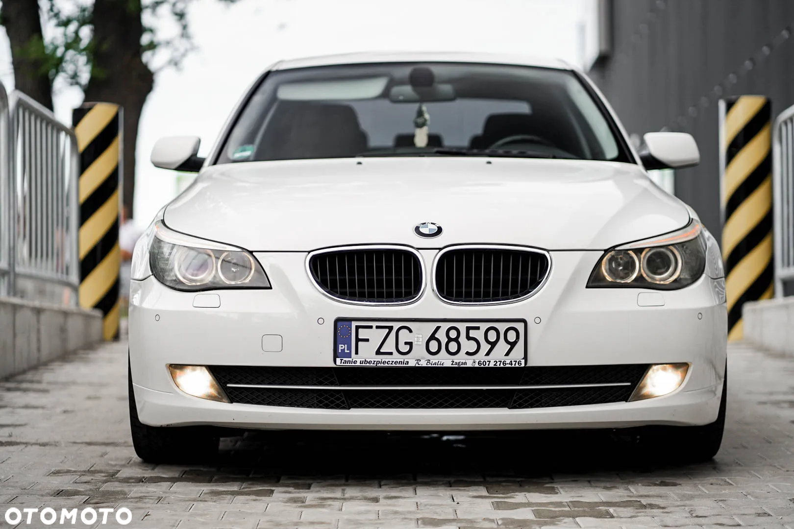 BMW Seria 5 520i - 6