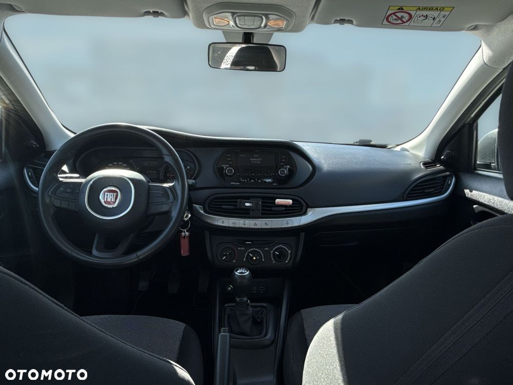 Fiat Tipo 1.4 16V Easy EU6d - 12