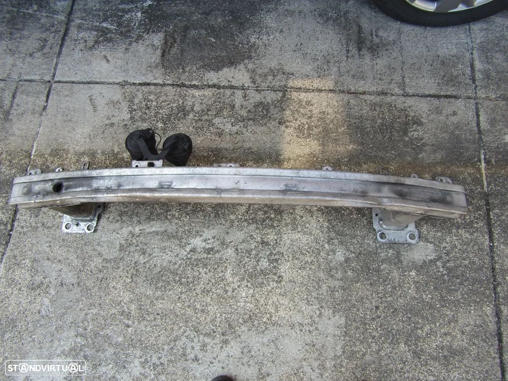 Reforço de para-choques Renault Megane III ano 2009 a 2016 (original) - 1